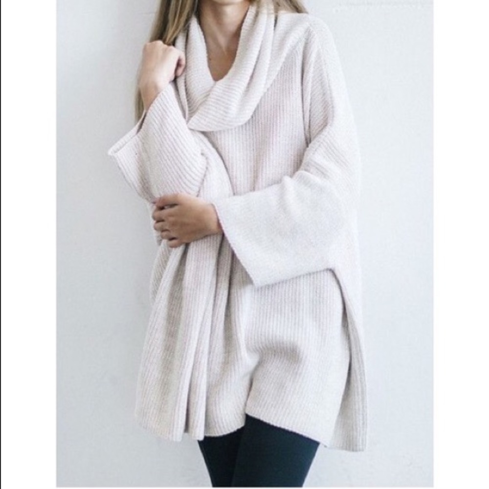JOAH BROWN Oversized Sweater
